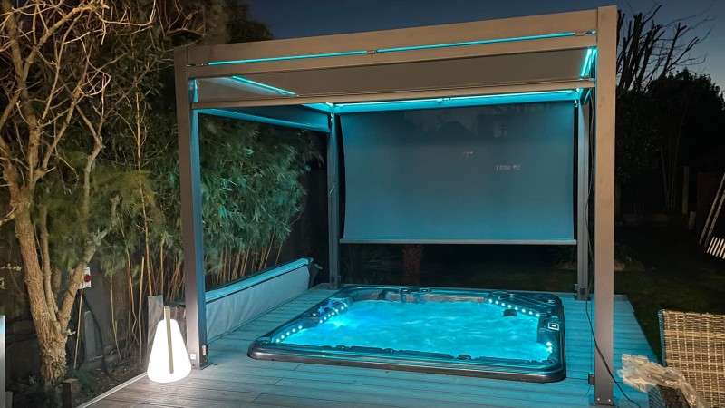 Ultimate - 7 Person Hot Tub