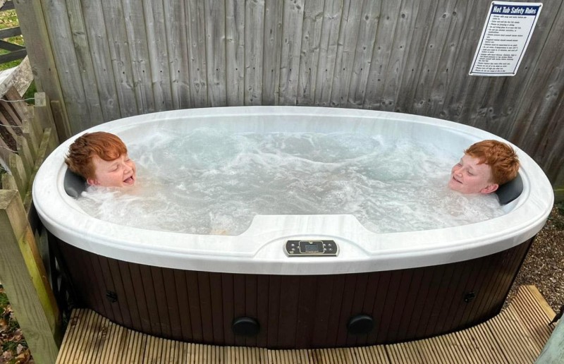 Tiny - 2 Person Plug & Play Hot Tub