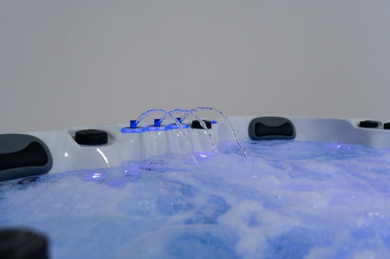 OR5723 - 5 Person Hot Tub