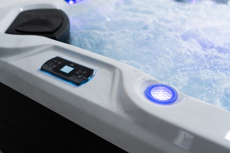 OR5723 - 5 Person Hot Tub