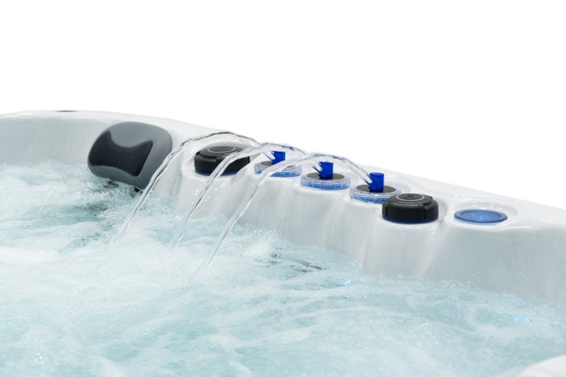 OR5723 - 5 Person Hot Tub