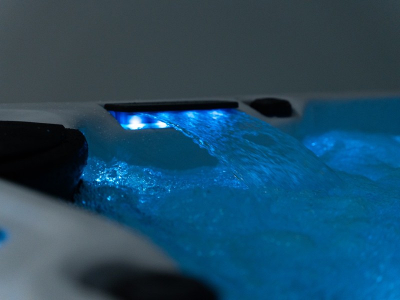 OR7523 - 5 Person Hot Tub