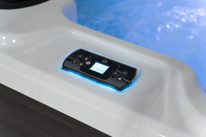 OR7915 - 5 Person Hot Tub
