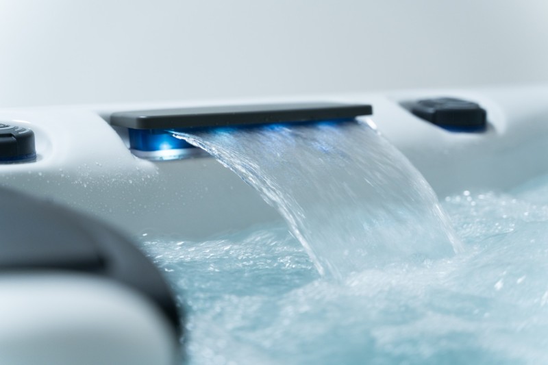 OR7915 - 5 Person Hot Tub